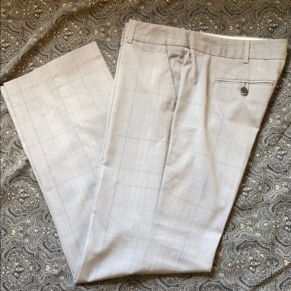Body by Victoria Lightweight Plaid Kate Fit Pants